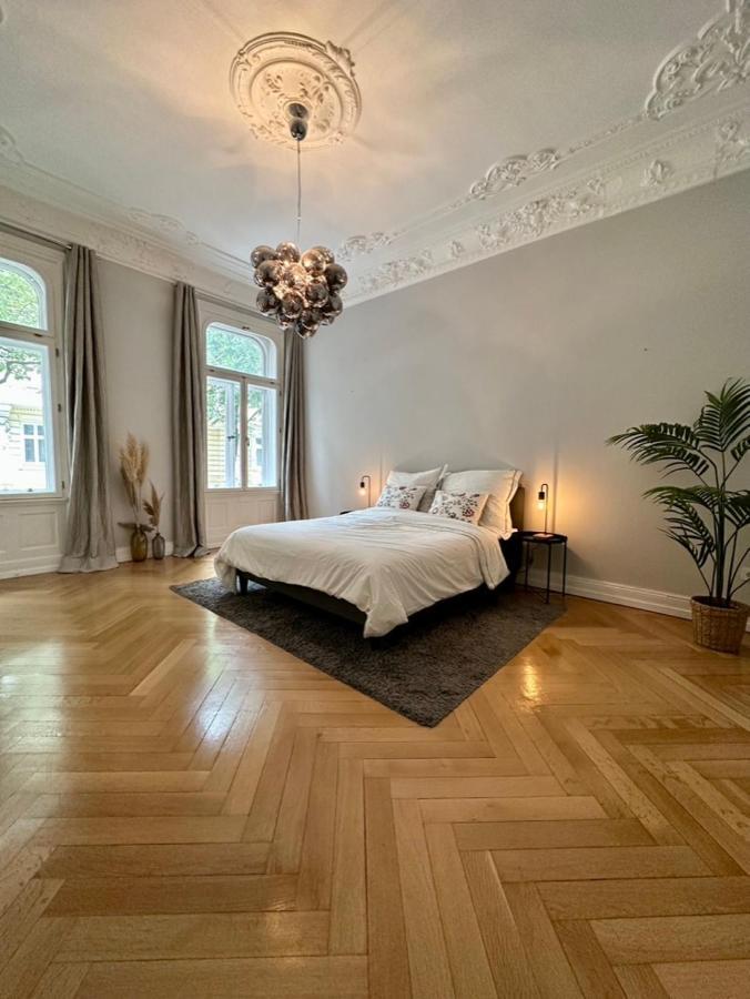 Room In Luxurious Apartment 汉堡 外观 照片